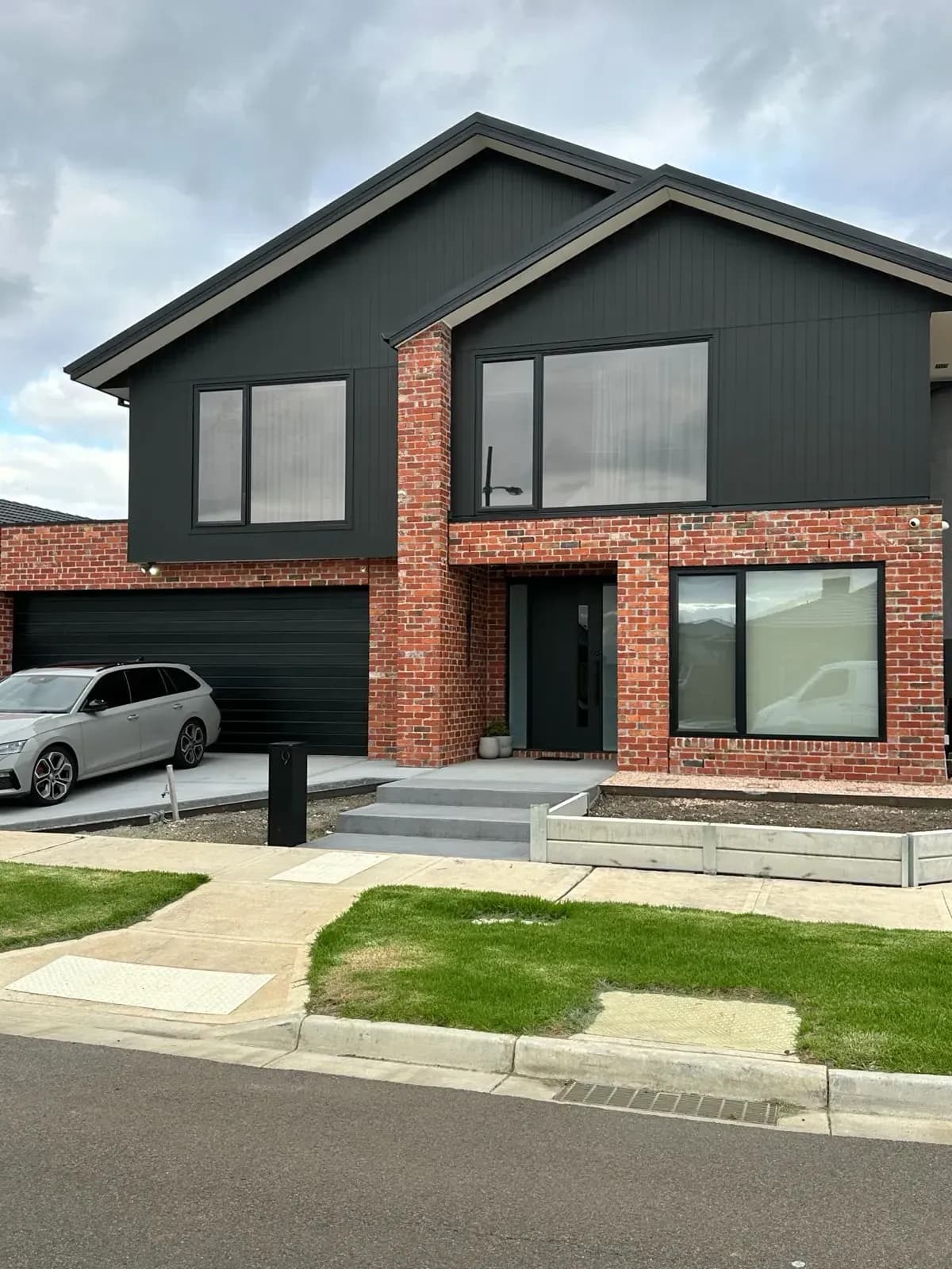 Modern Melbourne home with professionally fitted window coverings